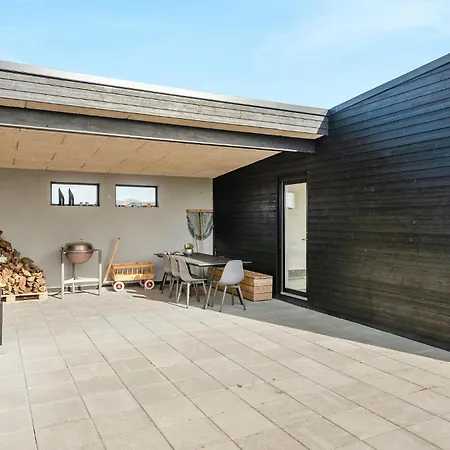 Сasa de vacaciones 3 Bedroom Beautiful In Haderslev