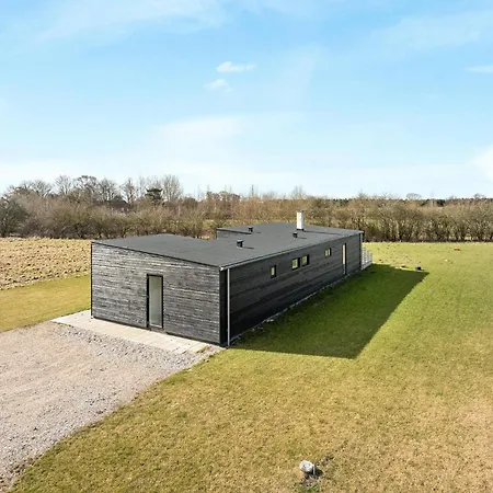 3 Bedroom Beautiful In 度假居