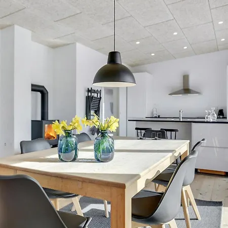 Сasa de vacaciones 3 Bedroom Beautiful In Haderslev