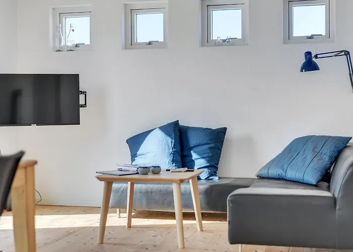 3 Bedroom Beautiful In *