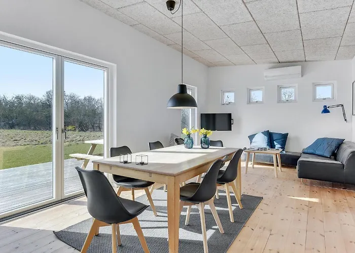 3 Bedroom Beautiful In Haderslev