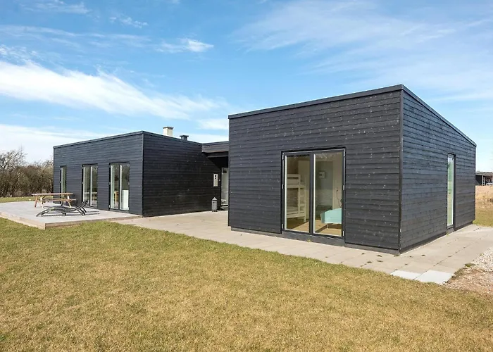 Prázdninový dům 3 Bedroom Beautiful In *