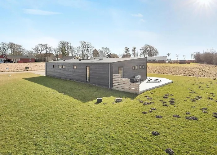 3 Bedroom Beautiful In Haderslev